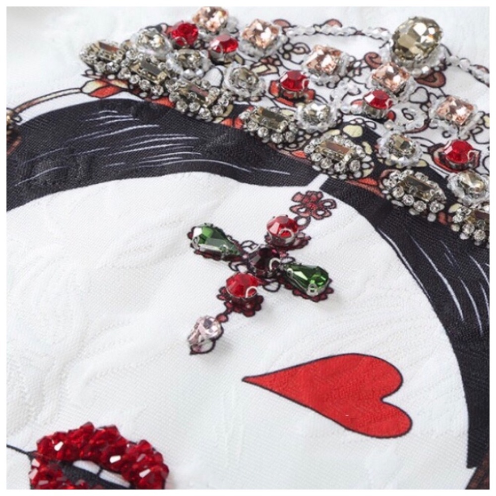 🆕 The BENTE Queen Of Hearts Silk Dress - Picture 3 of 8